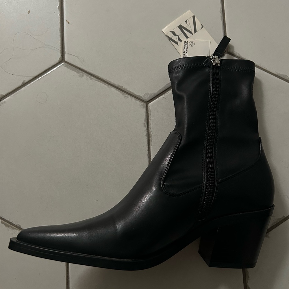 Black Leather Pointed Ankle Boots with Block Heel